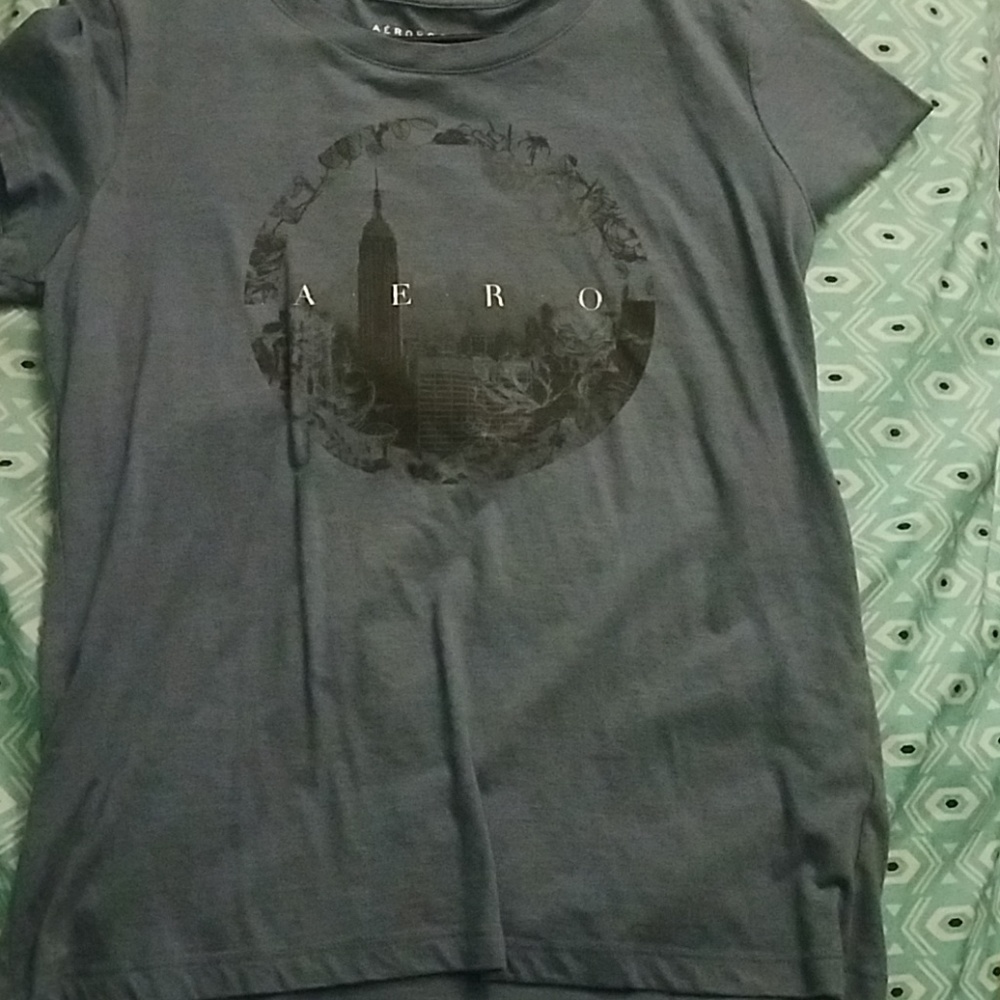 ⭐️Buy 2 get 1 free⭐️ Aeropostale shirt